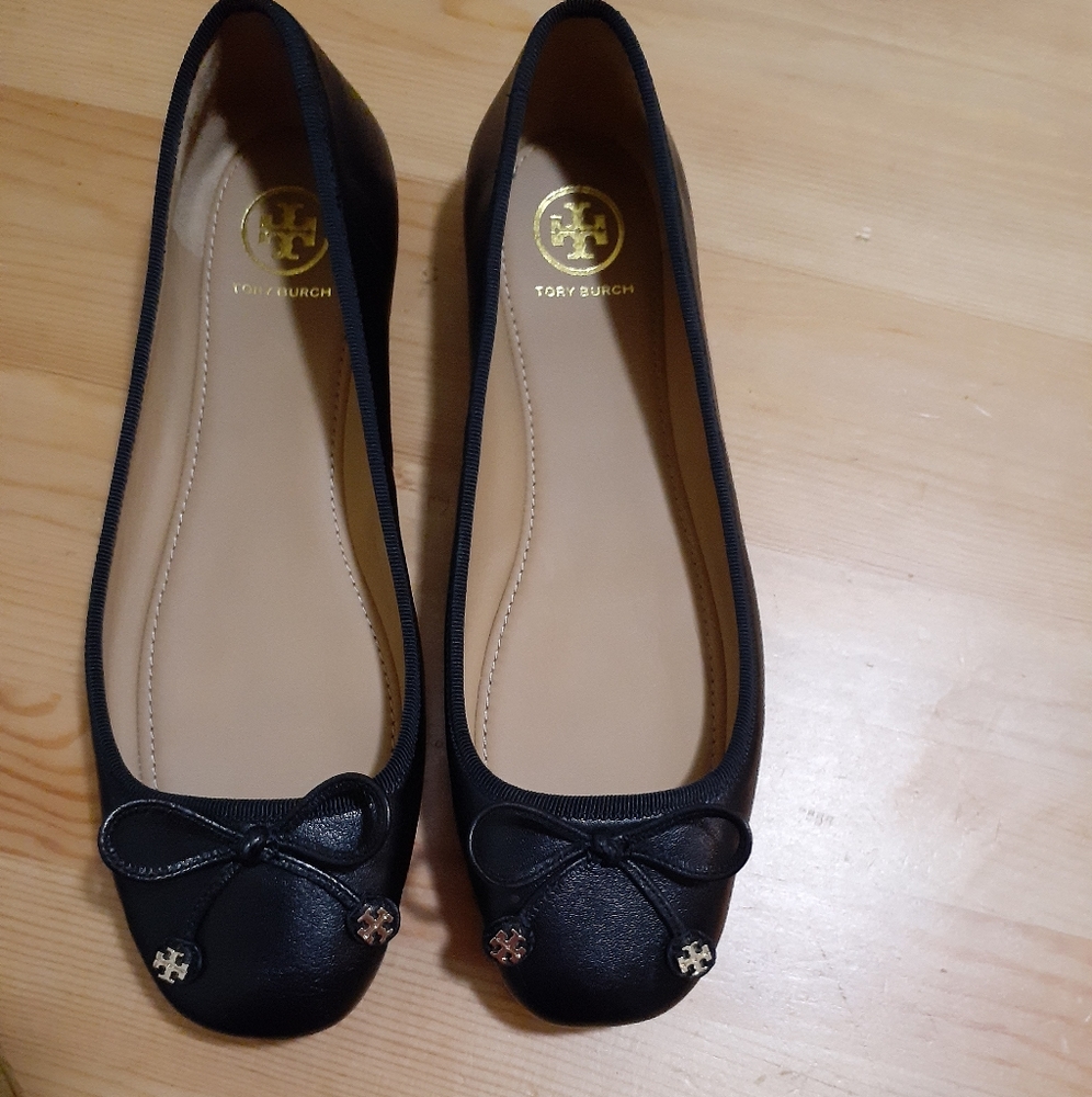 Tory Burch flats